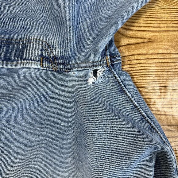 Levis‎ 501 Jeans Mens 36x34 Blue Light Wash Straight Leg Fit Button Fly - Picture 8 of 16